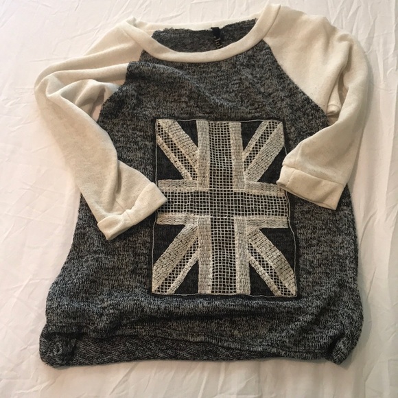Comfy Small Light Sweater - Picture 1 of 2